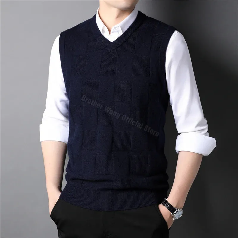Men's Khaki Classic Style Thick Sleeveless Sweater